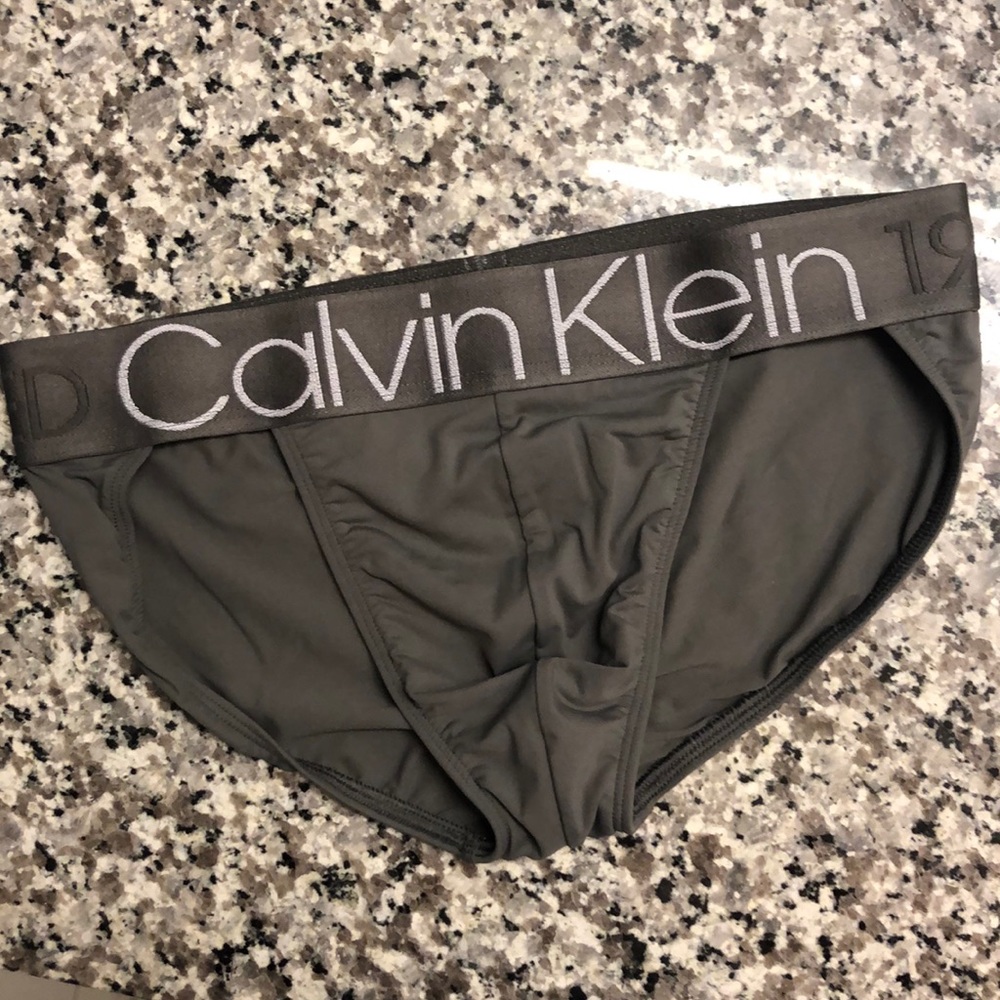Calvin Klein Mens Thong Siholuette Grey Underwear
